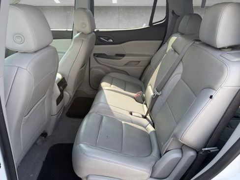 Used 2021 GMC Acadia SLT FWD image 22