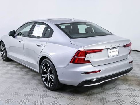 Used 2025 Volvo S60 B5 Plus FWD image 4