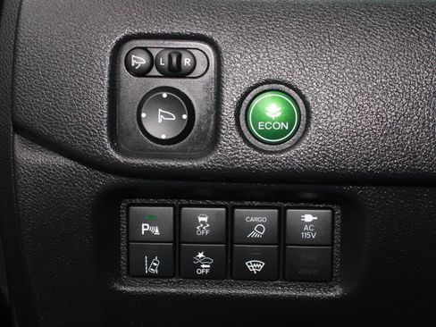 Certified 2024 Honda Ridgeline Black Edition image 10