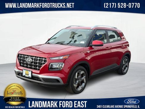 Used 2022 Hyundai Venue SEL w/ Cargo Package image 1