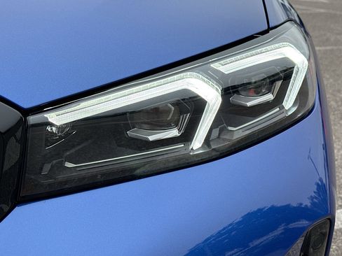 New 2026 BMW 330i Sedan w/ M Sport Package image 9