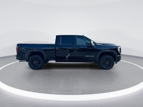 Used 2025 GMC Sierra 2500 AT4 w/ AT4 Premium Plus Package AWD/4WD image 10