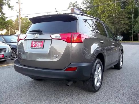 Used 2013 Toyota RAV4 XLE AWD/4WD image 2