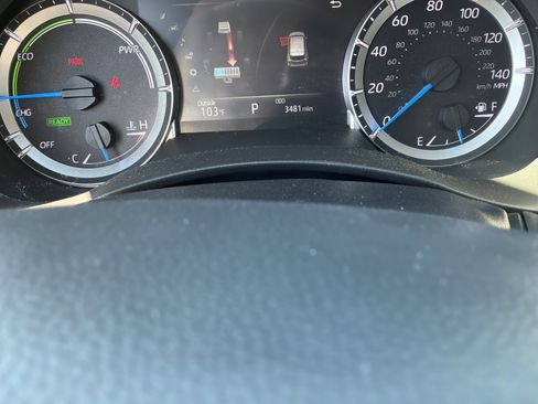 Used 2025 Toyota Highlander XLE AWD/4WD image 22
