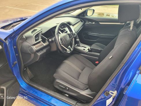 Used 2019 Honda Civic EX image 12