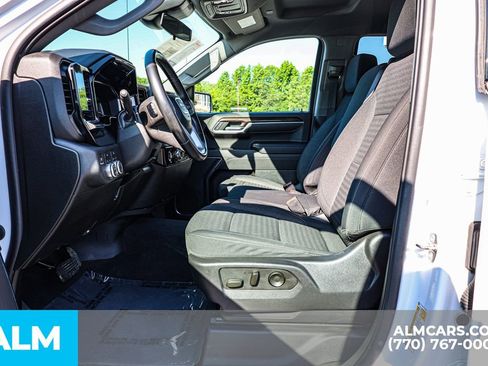 Used 2023 GMC Sierra 1500 SLE AWD/4WD image 18