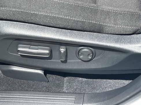 Used 2026 Honda CR-V EX image 16