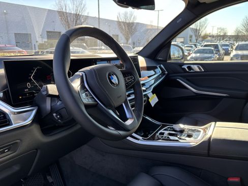 Used 2026 BMW X5 xDrive40i AWD/4WD image 16
