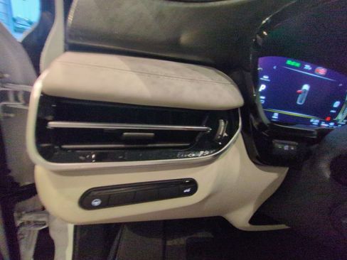 New 2027 INFINITI QX60 Luxe w/ Cargo Package AWD/4WD image 15