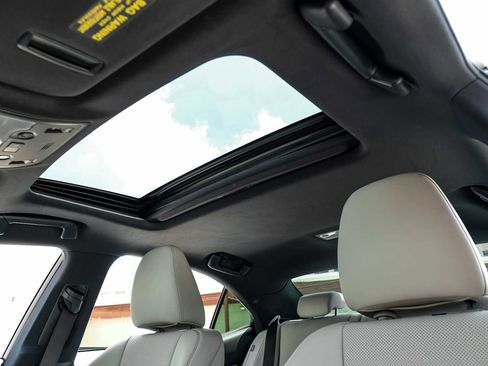 Used 2014 Lexus IS 250 w/ F-Sport Package RWD image 5