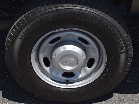 Used 2024 Ford F250 XL w/ XL Driver Assist Package RWD image 12