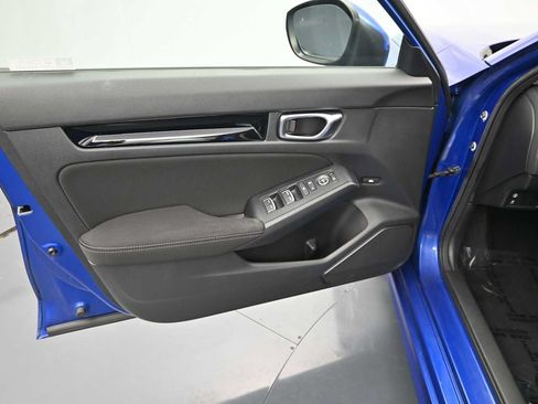 Used 2022 Honda Civic EX image 10