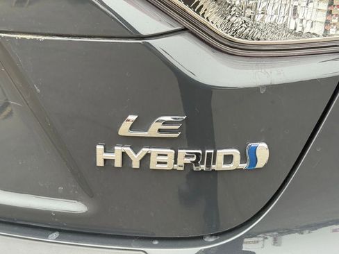 Used 2023 Toyota Corolla LE image 8