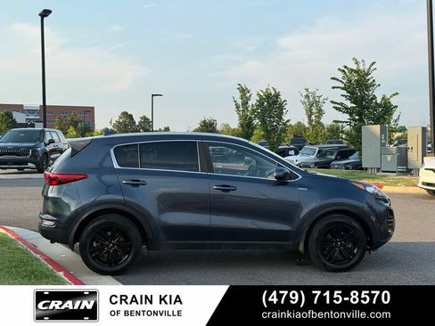 Used 2019 Kia Sportage LX AWD/4WD image 8