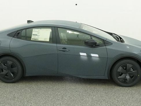 New 2026 Toyota Prius Plug-In Hybrid image 28