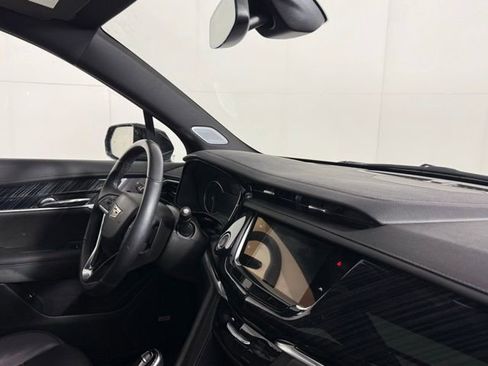 Certified 2024 Cadillac XT6 Premium Luxury image 34