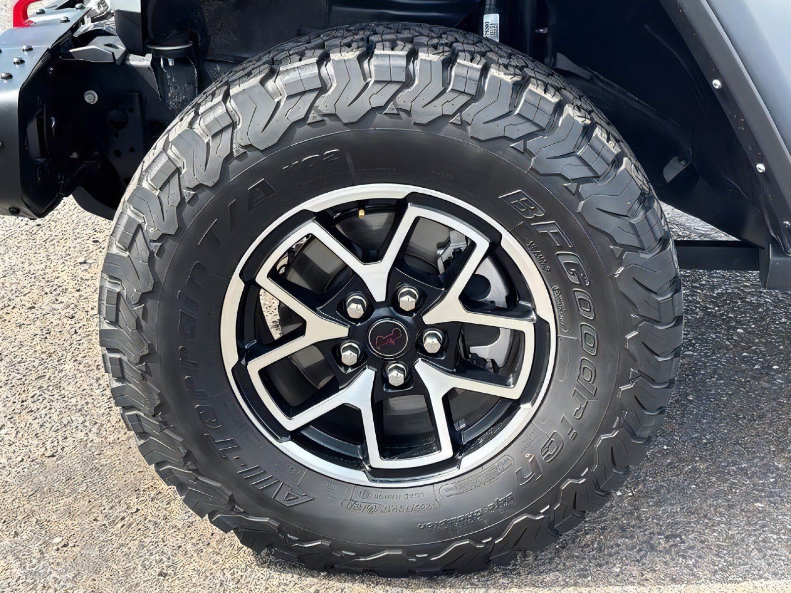 Used 2025 Jeep Wrangler Unlimited Rubicon w/ Steel Bumper Group AWD/4WD image 10