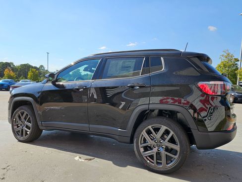 New 2026 Jeep Compass Limited image 5