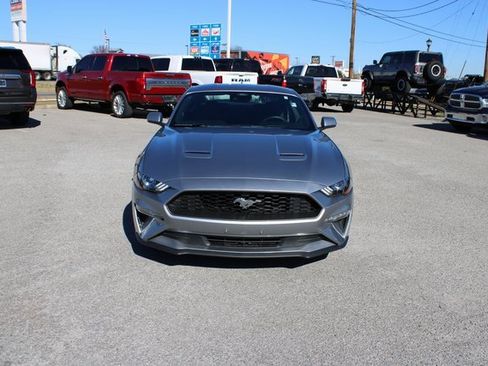 Used 2021 Ford Mustang Coupe image 2