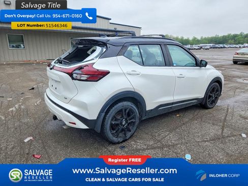 Used 2021 Nissan Kicks SR w/ SR Premium Package FWD image 4