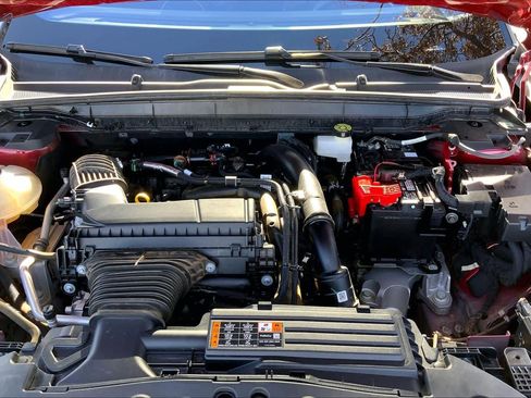 Used 2025 Lincoln Nautilus Reserve image 31