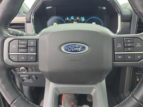 Used 2022 Ford F150 Lariat w/ Equipment Group 502A High image 18