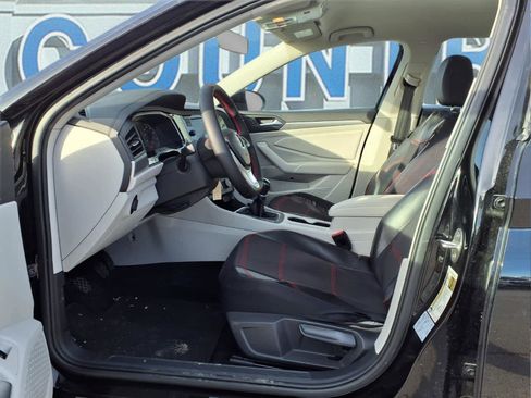 Used 2020 Volkswagen Jetta S image 14