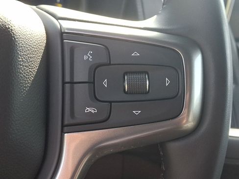 Certified 2024 Chevrolet Suburban Z71 w/ Luxury Package AWD/4WD image 18