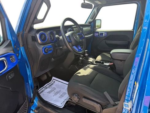Used 2021 Jeep Gladiator Sport AWD/4WD image 11