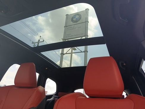 New 2025 BMW X1 xDrive28i w/ Technology Package image 29