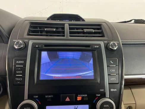 Used 2012 Toyota Camry XLE w/ Leather Pkg FWD image 20