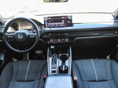 Used 2023 Honda Accord Sport image 12