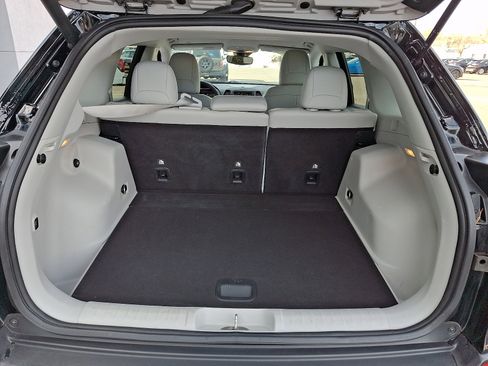 Used 2022 Jeep Cherokee Latitude Lux image 29