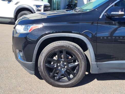 Used 2019 Chevrolet Traverse LT w/ LPO, Blackout Package image 9