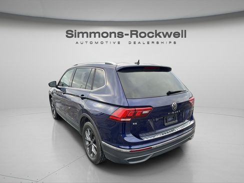 Used 2022 Volkswagen Tiguan SE image 5