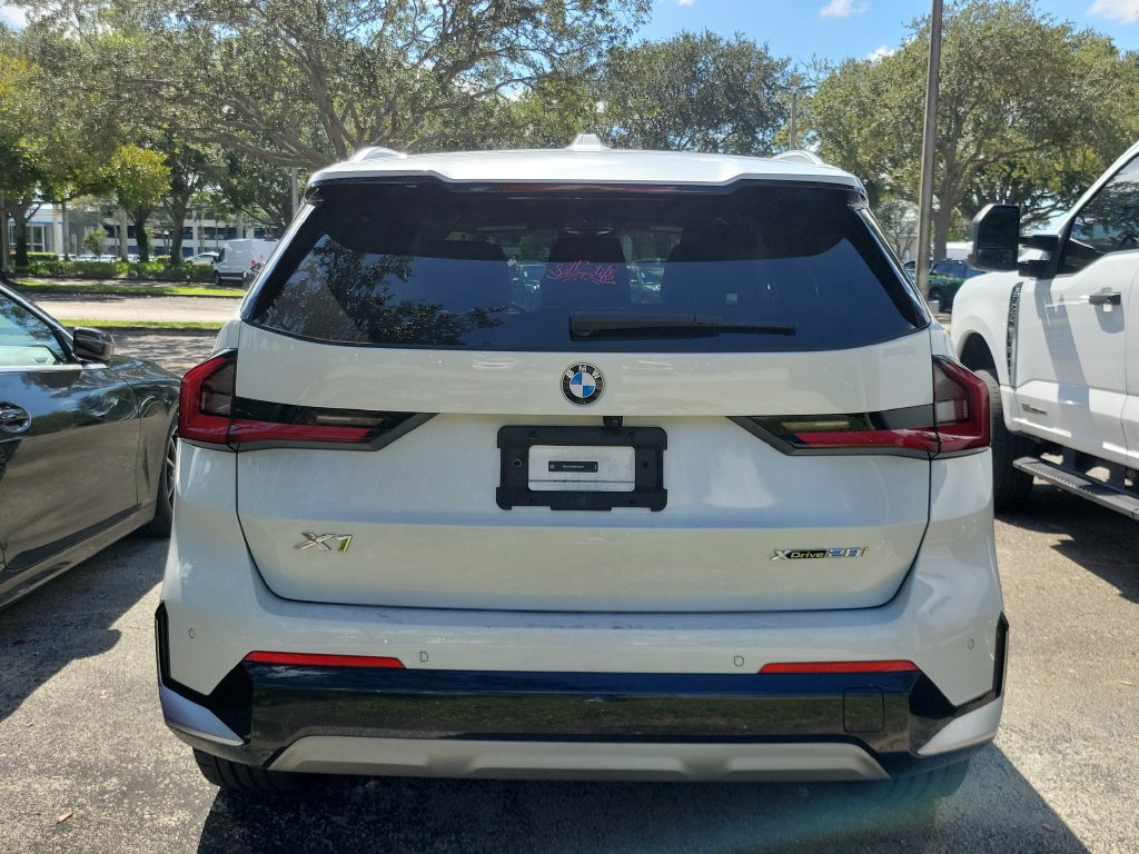 Used 2024 BMW X1 xDrive28i w/ Premium Package AWD/4WD image 5