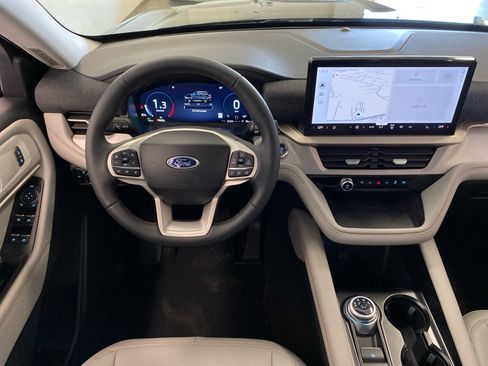 New 2026 Ford Explorer Active w/ Active Comfort Package AWD/4WD image 21
