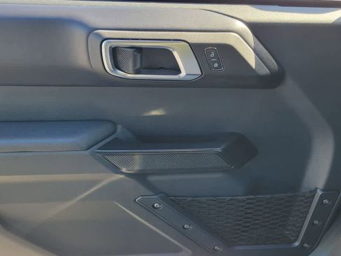 Certified 2025 Ford Bronco Badlands AWD/4WD image 20