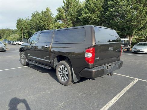Used 2020 Toyota Tundra Limited w/ Limited Premium Package AWD/4WD image 5