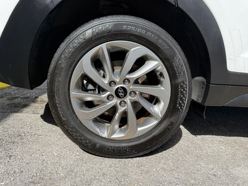 Used 2018 Hyundai Tucson SE image 17