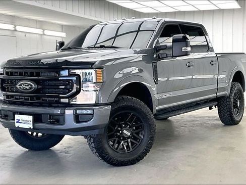 Used 2022 Ford F250 Lariat w/ Tremor Off-Road Package AWD/4WD image 2