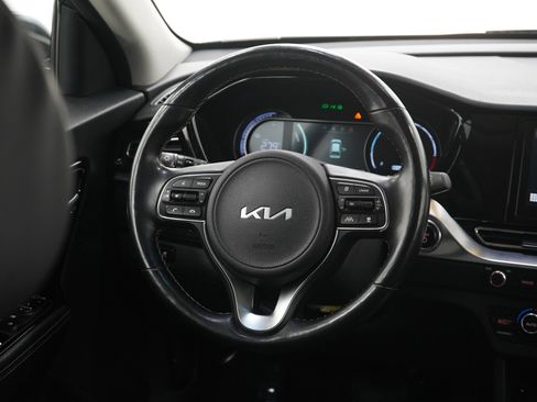 Used 2022 Kia Niro EX w/ Cold Weather Package image 14