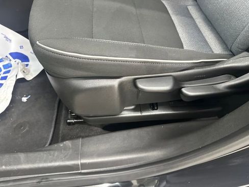 Used 2025 Chevrolet TrailBlazer LT w/ Driver Confidence Package image 35