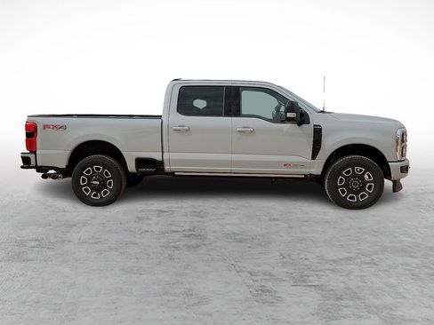 New 2026 Ford F250 Platinum AWD/4WD image 12
