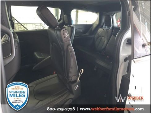 New 2026 Chrysler Voyager LX image 13