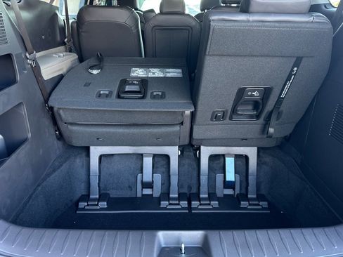 New 2026 Kia Carnival EX image 16