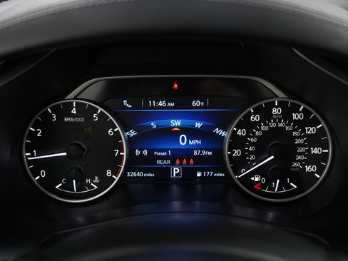 Used 2024 Nissan Murano Platinum AWD/4WD image 24