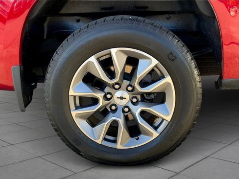 Used 2022 Chevrolet Silverado 1500 RST image 10