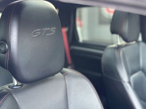 Used 2016 Porsche Cayenne GTS AWD/4WD image 21