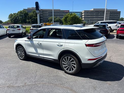 Certified 2024 Lincoln Corsair Reserve w/ Equipment Group 201A AWD/4WD image 5